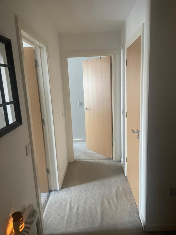 This Apartment Is No Longer Available! مانشستر المظهر الخارجي الصورة